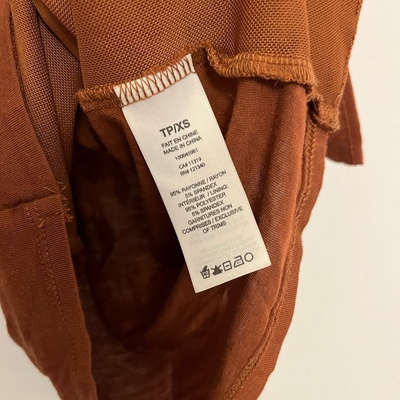 5/20$ Dynamite Brown Sleeveless Tie-Front Top size xs - Picture 4 of 6